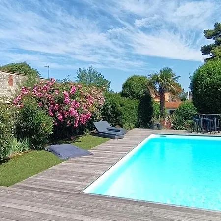 Guiton - Maison Avec Piscine Proche Centre La Rochelle Dom wakacyjny
